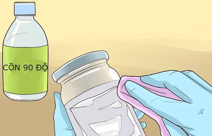 Cách tẩy vết sơn trên kính bằng cồn 90 độ