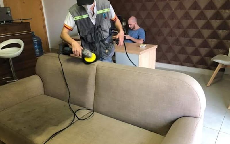 dich-vu-giat-ghe-quan-hoan-kiem-2