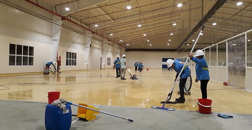 Vệ sinh nhà xưởng diện tích lớn