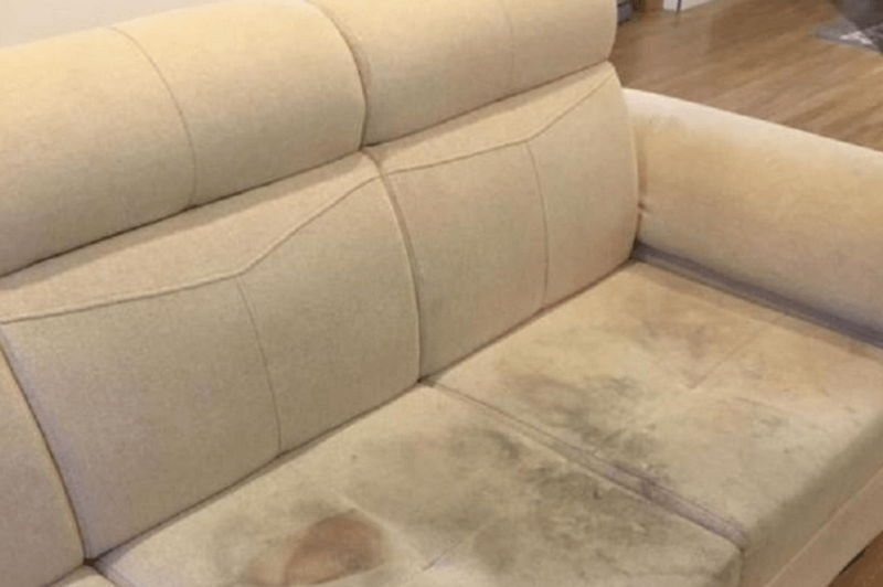 cach-lam-sach-ghe-sofa-da-trang-12