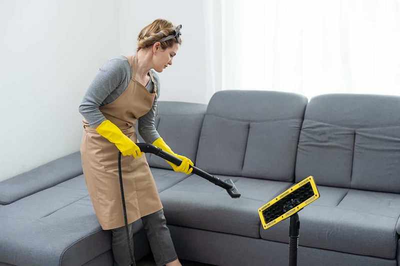khi-nao-nen-su-dung-dich-vu-giat-ghe-sofa-3