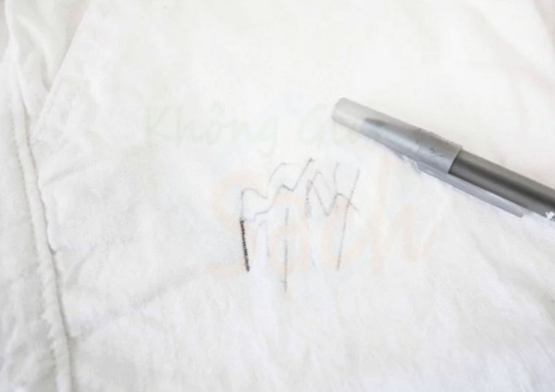 ve-sinh-ghe-sofa-vai-nhung-4