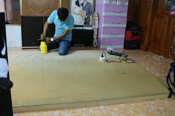 Cách vệ sinh nệm tại nhà