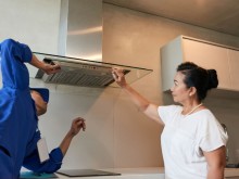 Làm sạch dầu mỡ ống khói bếp